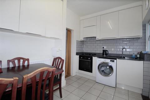 undefined, Oatlands Road, Enfield
