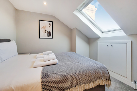 undefined, Ascot Road, London, SW17