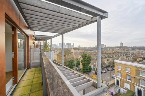 undefined, 8 Trevithick Way, London E3
