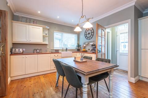 undefined, Thornton Road, Bradford, BD8