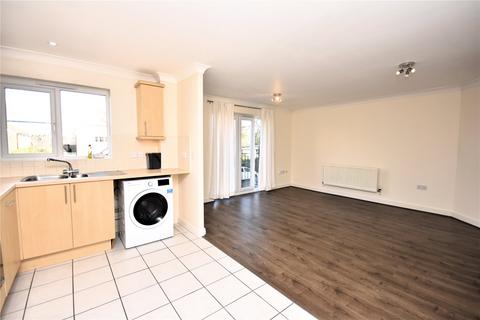 2 bedroom flat to rent, Wendover Road, Buckinghamshire HP21