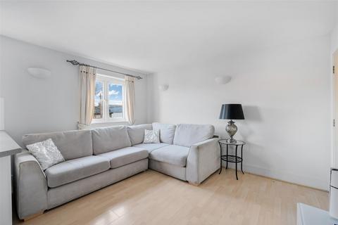 2 bedroom apartment for sale, Lind Road, Sutton, SM1