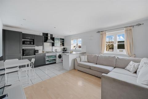 2 bedroom apartment for sale, Lind Road, Sutton, SM1
