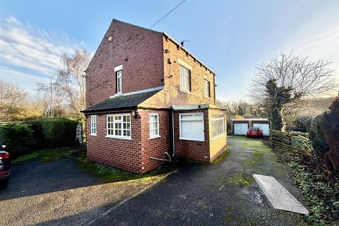 3 bedroom detached house for sale, Selby Road, Garforth, Leeds