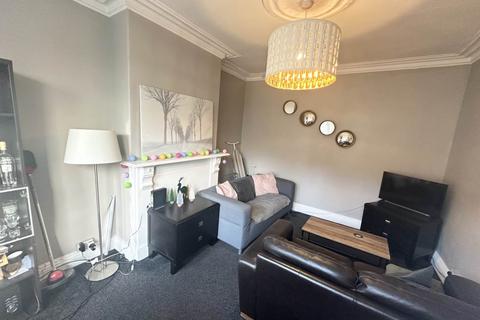 undefined, St Ann's Mount (Room 2), West Yorkshire LS4