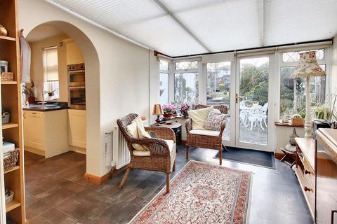 3 bedroom semi-detached house for sale, Links Way, Beckenham, BR3