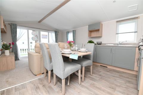 2 bedroom park home for sale, Field Place, Hoburne Naish Holiday Park, Barton On Sea, Hampshire, BH25
