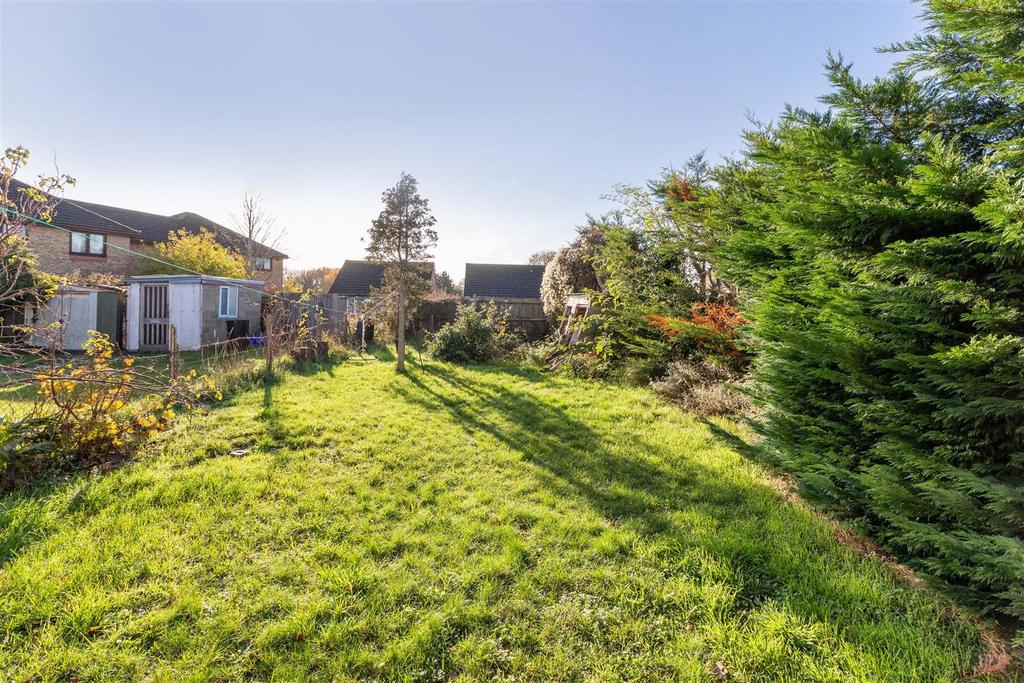 376 Cippenham Lane-1.jpg