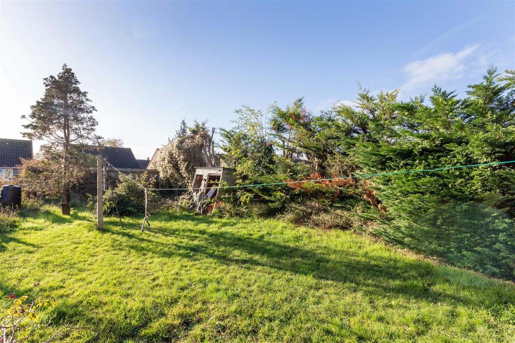 376 Cippenham Lane-2.jpg