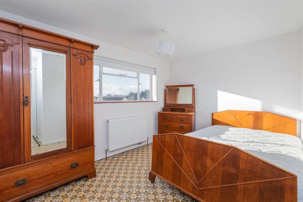 376 Cippenham Lane-15.jpg