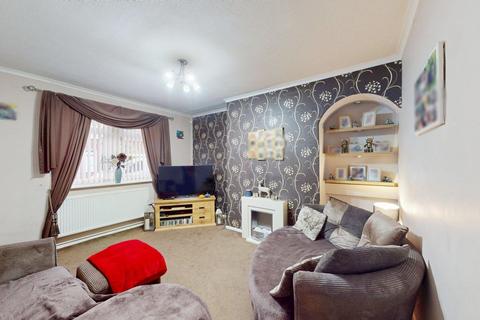 2 bedroom semi-detached house for sale, Jutland Grove, Westhoughton, BL5