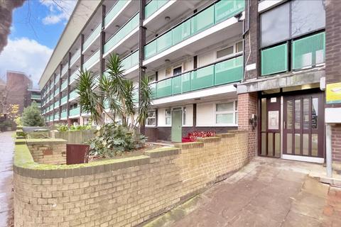 1 bedroom property for sale - St. Helena Road, London, Greater London, SE16
