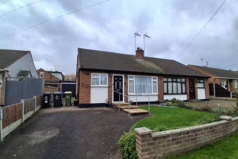 2 bedroom bungalow for sale - Mapledene Avenue, Hullbridge, Hockley