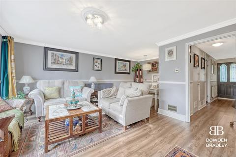 3 bedroom terraced house for sale, Copperfield, Chigwell, IG7