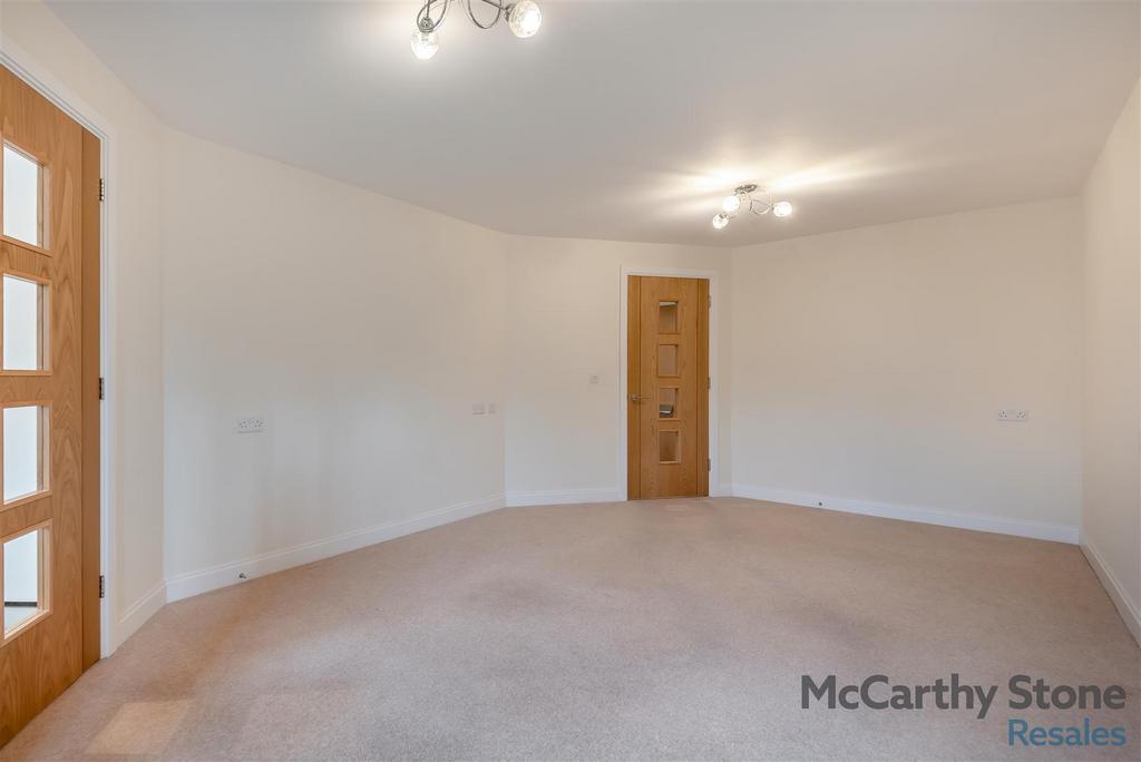 8673017-interior06.jpg