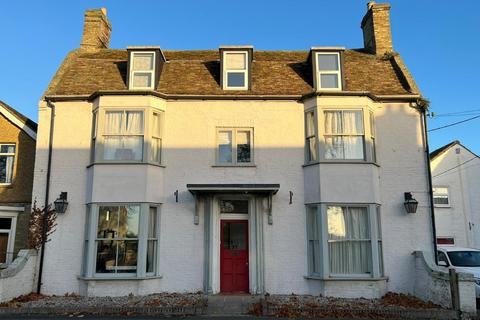 undefined, High Street, Earith, PE28