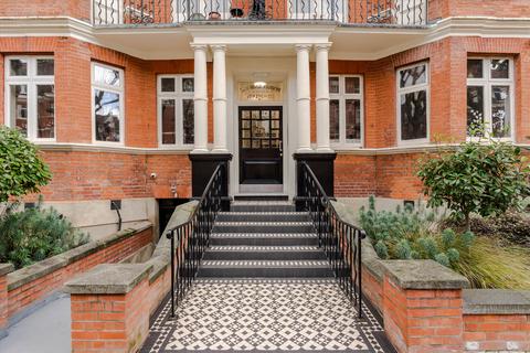 3 bedroom flat for sale, Lauderdale Mansions, Maida Vale W9