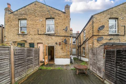 2 bedroom apartment for sale, Martell Road, London