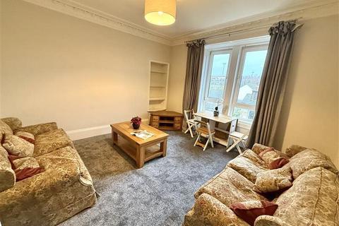 2 bedroom flat to rent, Molison Street, Dundee,