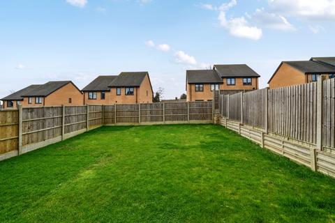 3 bedroom semi-detached house for sale, Jenkinson Crescent, Great Gonerby, Grantham, Lincolnshire, NG31