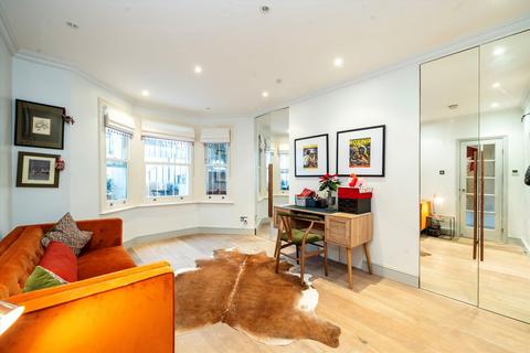 undefined, Anselm Road, London SW6