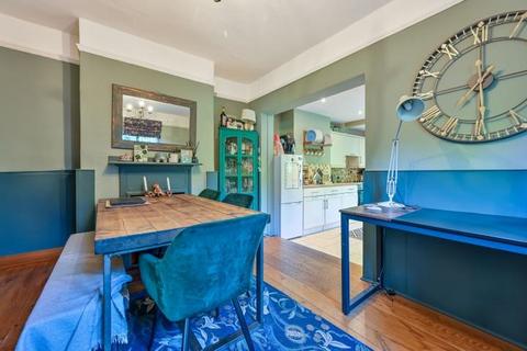 2 bedroom cottage for sale, St Marys Cottages, Perry Hill, Worplesdon, Guildford, Surrey, GU3