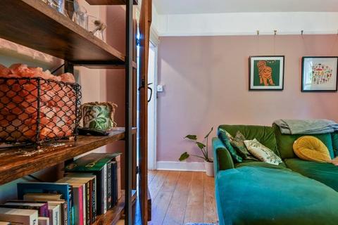 2 bedroom cottage for sale, St Marys Cottages, Perry Hill, Worplesdon, Guildford, Surrey, GU3