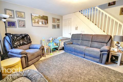 3 bedroom detached house for sale, St Peters Drive, Askern, Doncaster