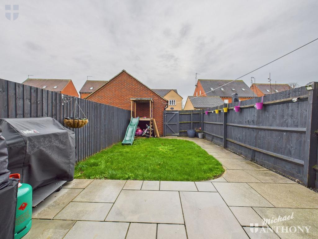 F8fe1a53421b499f94434021c064b9cc 80 CAM03852 G0-PR0