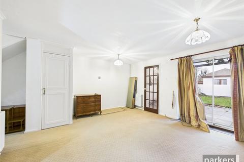 undefined, Blyth Walk, Berkshire RG2