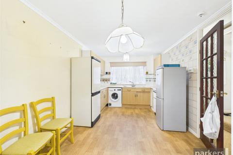 undefined, Blyth Walk, Berkshire RG2