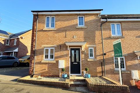 3 bedroom end of terrace house for sale, Bridgend CF31