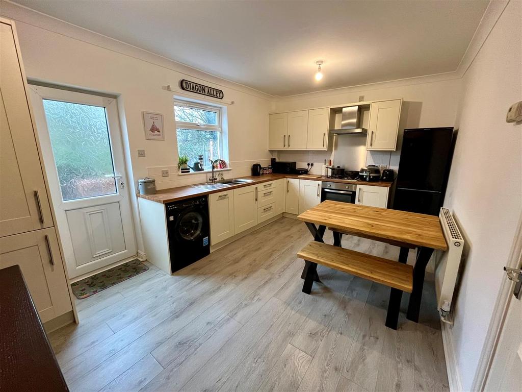 Dining Kitchen.jpg