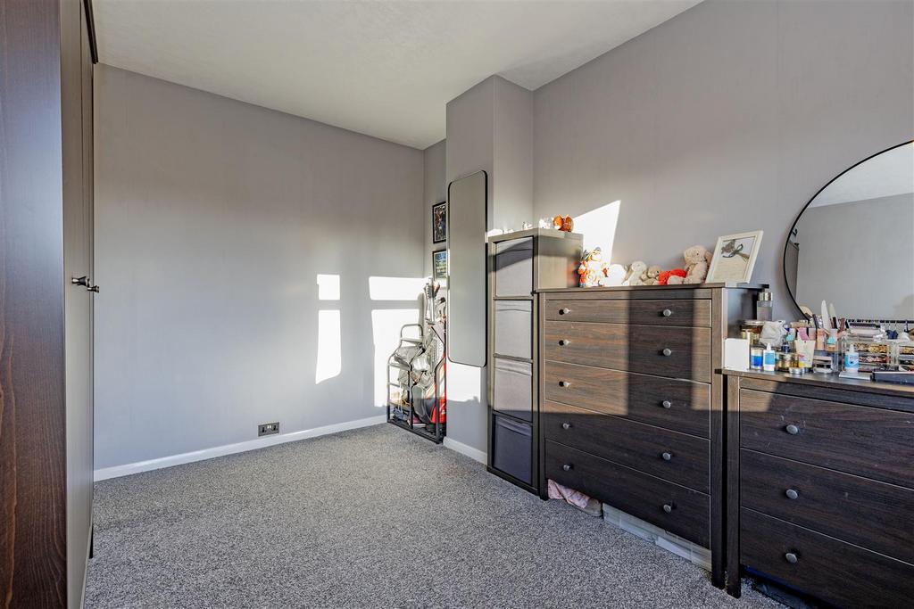 Bedroom 2-3.jpg