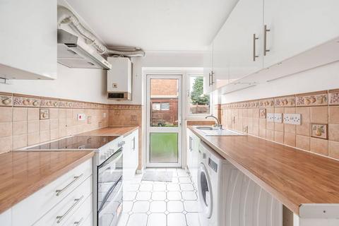 3 bedroom house to rent, Martock Close, Harrow, HA3