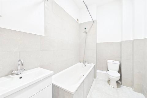 undefined, Flat 4, Newbury House, 237 Andover Road, Newbury, Berkshire, RG14