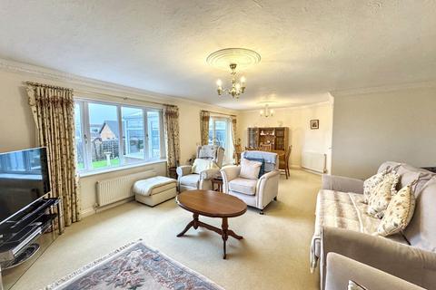 3 bedroom detached bungalow for sale, Llwyn Onn, Abergele, Conwy, LL22 7EG