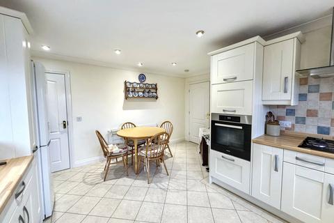 3 bedroom detached bungalow for sale, Llwyn Onn, Abergele, Conwy, LL22 7EG