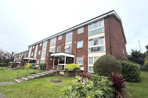 undefined, Broadfields Avenue, Edgware, HA8