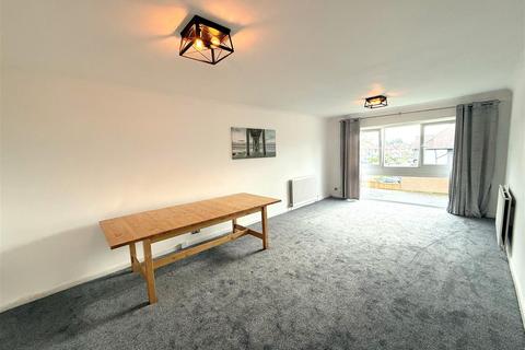 undefined, Broadfields Avenue, Edgware, HA8