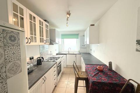 undefined, Broadfields Avenue, Edgware, HA8