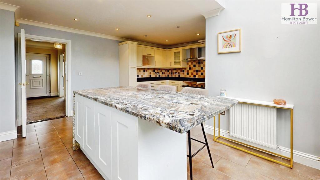Dining kitchen