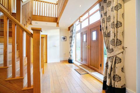 5 bedroom detached house for sale, Upton Lane, Widnes