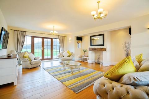 5 bedroom detached house for sale, Upton Lane, Widnes