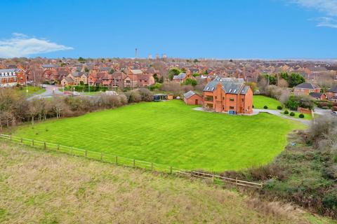 undefined, Upton Lane, Widnes