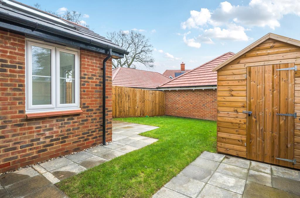 1388531 17 693827...