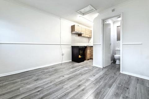 undefined, Brookside, Minster On Sea ME12