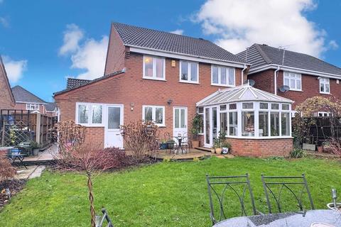 4 bedroom detached house for sale, Holmoak Close, Derby DE21