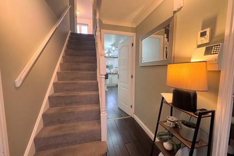 4 bedroom detached house for sale, Holmoak Close, Derby DE21