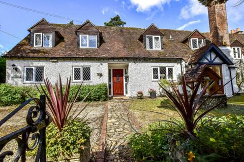 undefined, Mundaydean Lane, Marlow